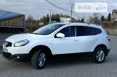 Позашляховик / Кросовер Nissan Qashqai+2 2011 в Вінниці