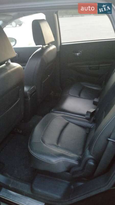 Внедорожник / Кроссовер Nissan Qashqai+2 2009 в Хмельницком