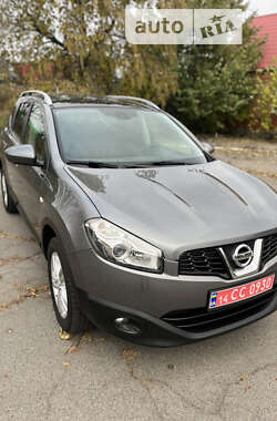 Позашляховик / Кросовер Nissan Qashqai+2 2012 в Хоролі