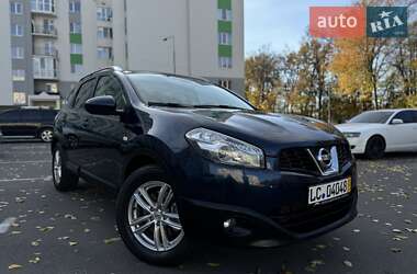 Позашляховик / Кросовер Nissan Qashqai+2 2010 в Вінниці