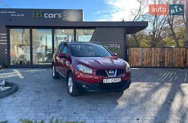 Nissan Qashqai+2 2010