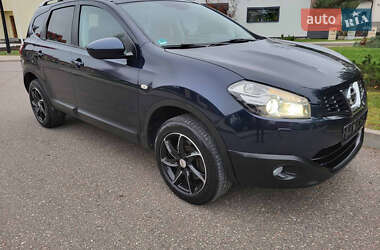 Nissan Qashqai+2 2011