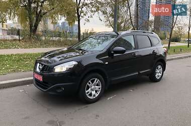 Позашляховик / Кросовер Nissan Qashqai+2 2011 в Києві