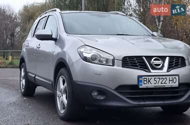 Внедорожник / Кроссовер Nissan Qashqai+2 2012 в Ровно