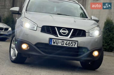 Внедорожник / Кроссовер Nissan Qashqai+2 2011 в Сарнах