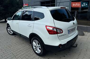 Внедорожник / Кроссовер Nissan Qashqai+2 2012 в Рахове