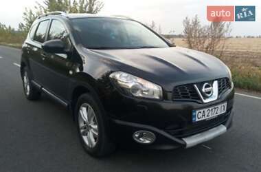 Позашляховик / Кросовер Nissan Qashqai+2 2011 в Умані