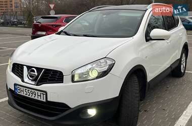 Nissan Qashqai+2 2011