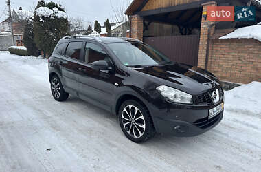 Nissan Qashqai+2 2012