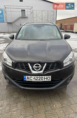 Nissan Qashqai+2 2012