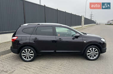 Позашляховик / Кросовер Nissan Qashqai+2 2010 в Луцьку