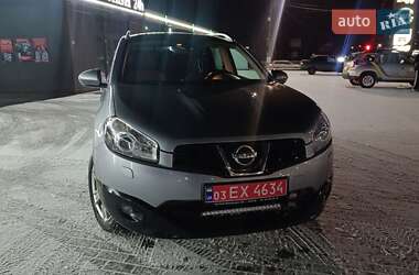 Позашляховик / Кросовер Nissan Qashqai+2 2011 в Олександрії