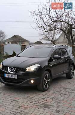 Позашляховик / Кросовер Nissan Qashqai+2 2012 в Умані