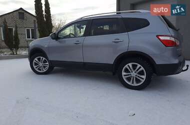 Позашляховик / Кросовер Nissan Qashqai+2 2010 в Звягелі