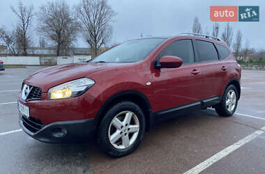 Nissan Qashqai+2 2010