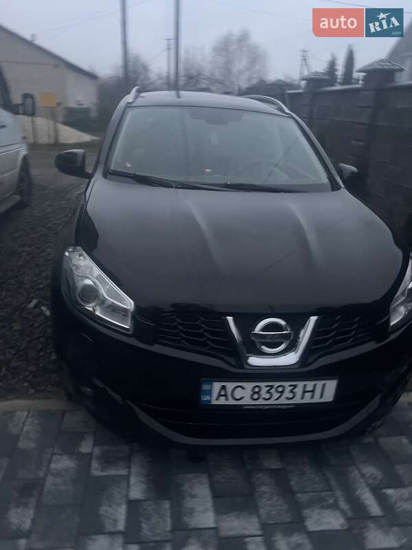 Внедорожник / Кроссовер Nissan Qashqai+2 2011 в Луцке