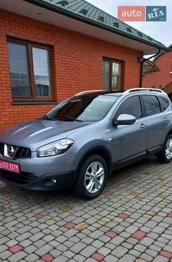 Nissan Qashqai+2 2012