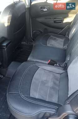 Внедорожник / Кроссовер Nissan Qashqai+2 2012 в 