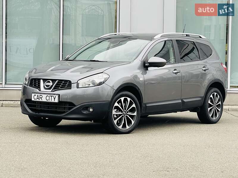 Позашляховик / Кросовер Nissan Qashqai+2 2012 в Києві