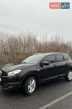 Позашляховик / Кросовер Nissan Qashqai+2 2010 в Овручі