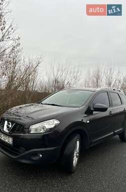 Позашляховик / Кросовер Nissan Qashqai+2 2010 в Овручі