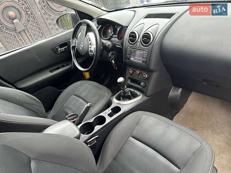 Внедорожник / Кроссовер Nissan Qashqai+2 2011 в Ровно