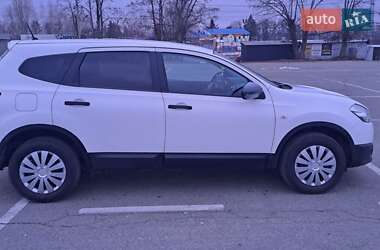 Позашляховик / Кросовер Nissan Qashqai+2 2012 в Білогородці