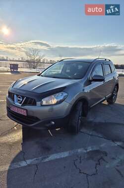 Позашляховик / Кросовер Nissan Qashqai+2 2012 в Умані