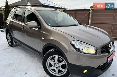 Позашляховик / Кросовер Nissan Qashqai+2 2012 в Вінниці