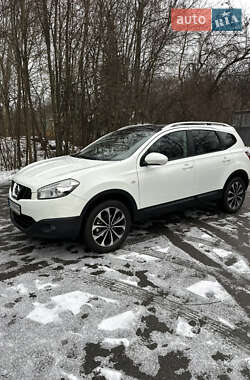 Nissan Qashqai+2 2012