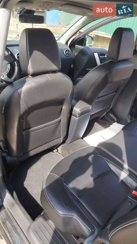 Позашляховик / Кросовер Nissan Qashqai+2 2012 в Гайвороні