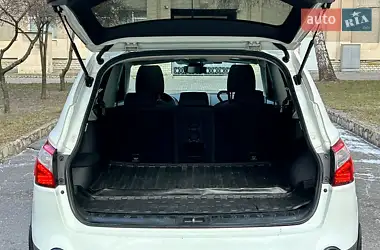 Nissan Qashqai+2 2011