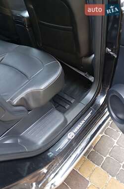 Позашляховик / Кросовер Nissan Qashqai+2 2011 в 