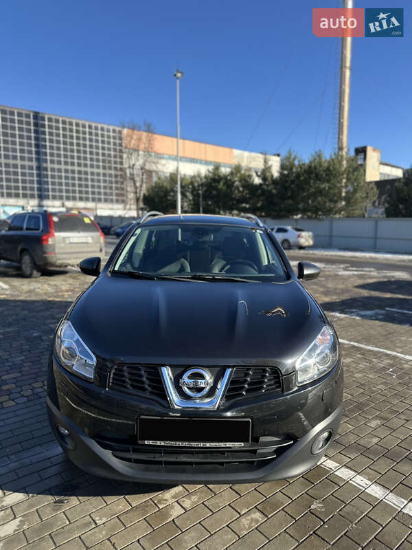 Внедорожник / Кроссовер Nissan Qashqai+2 2011 в Луцке