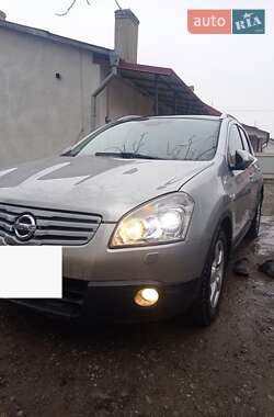 Внедорожник / Кроссовер Nissan Qashqai+2 2009 в Чорткове