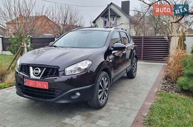 Nissan Qashqai+2 2012