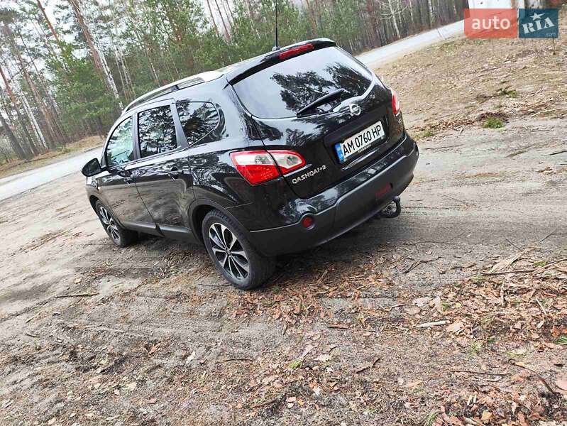 Внедорожник / Кроссовер Nissan Qashqai+2 2011 в Звягеле