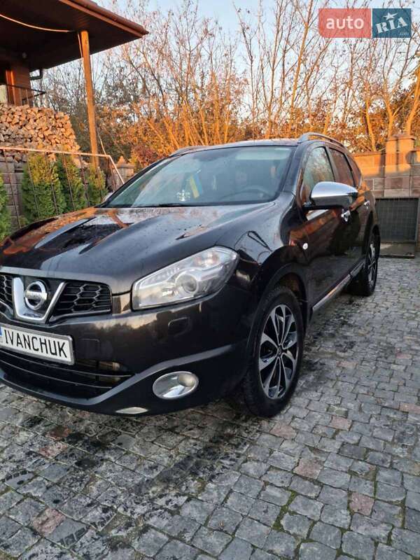 Внедорожник / Кроссовер Nissan Qashqai+2 2011 в Подольске