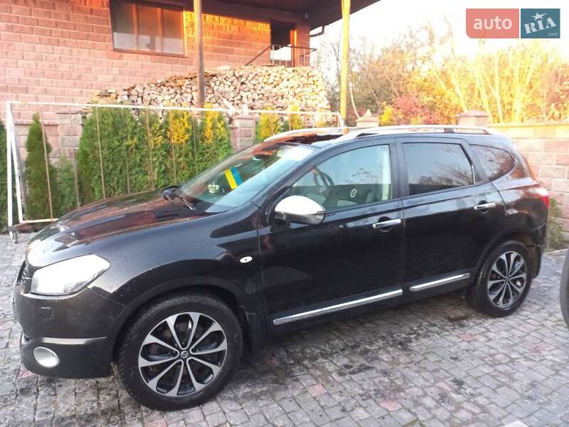 Внедорожник / Кроссовер Nissan Qashqai+2 2011 в Подольске