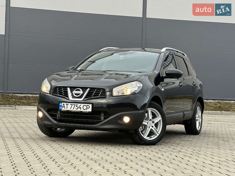 Позашляховик / Кросовер Nissan Qashqai+2 2013 в Івано-Франківську