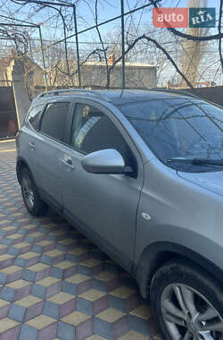 Позашляховик / Кросовер Nissan Qashqai+2 2011 в Одесі