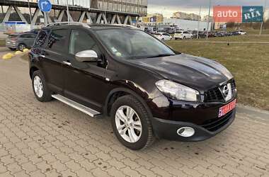 Nissan Qashqai+2 2011