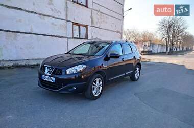 Внедорожник / Кроссовер Nissan Qashqai+2 2010 в Звягеле