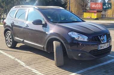 Внедорожник / Кроссовер Nissan Qashqai+2 2011 в Луцке