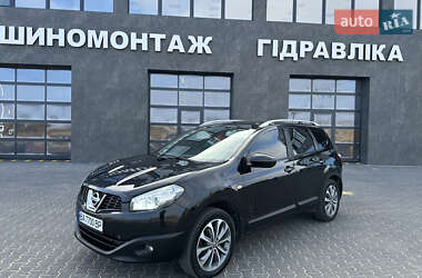 Nissan Qashqai+2 2011