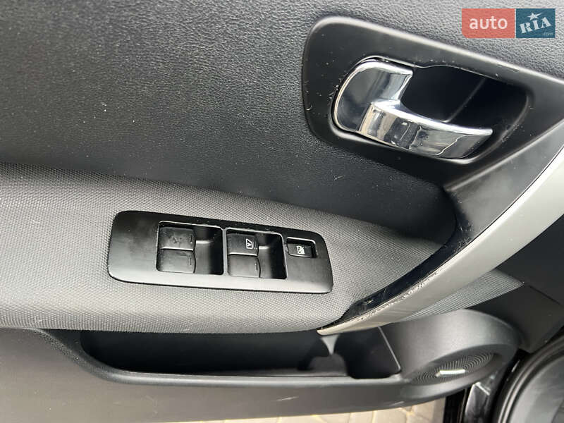 Внедорожник / Кроссовер Nissan Qashqai+2 2010 в Житомире