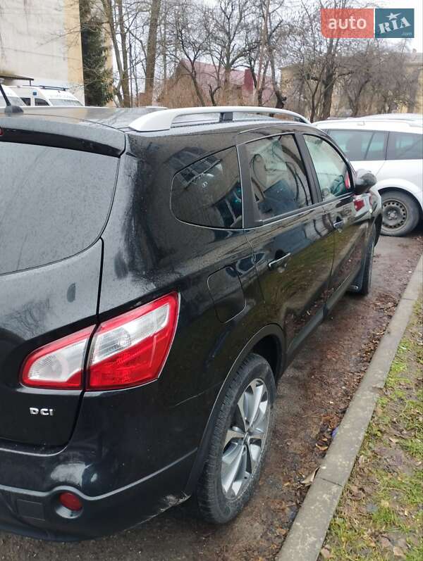 Позашляховик / Кросовер Nissan Qashqai+2 2010 в Луцьку