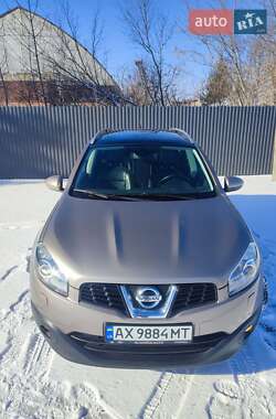 Позашляховик / Кросовер Nissan Qashqai+2 2011 в Житомирі