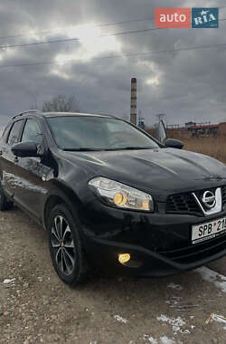 Внедорожник / Кроссовер Nissan Qashqai+2 2012 в Калуше