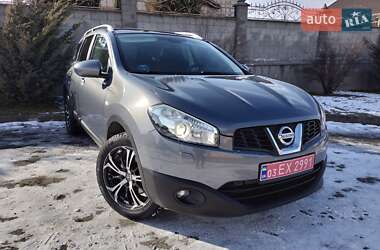 Позашляховик / Кросовер Nissan Qashqai+2 2010 в Рівному